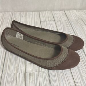 Patagonia Performance Breathable Flats- size 9.5